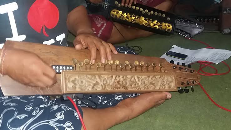 Alat musik Penting asal Karangasem